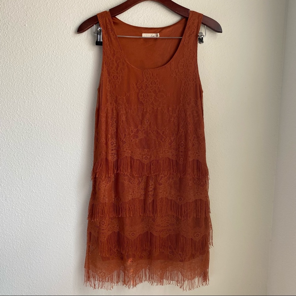 Lush, M, Brown